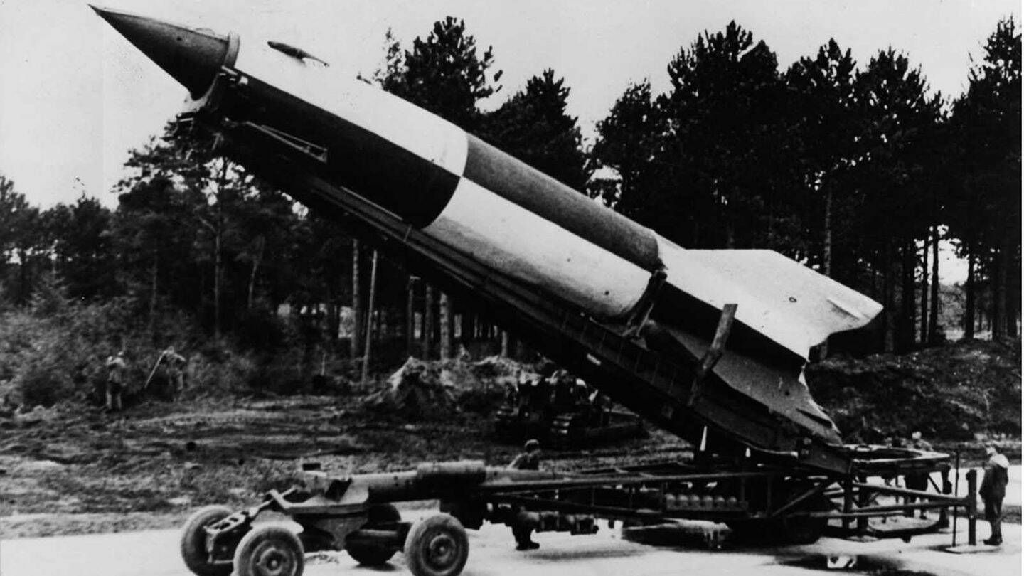 Zelensky afirma que los cañones láser son 'armas maravilla', en referencia a las armas con las que los Nazis intentaron cambiar el curso de la Segunda Guerra Mundial, como la V2 en la imagen