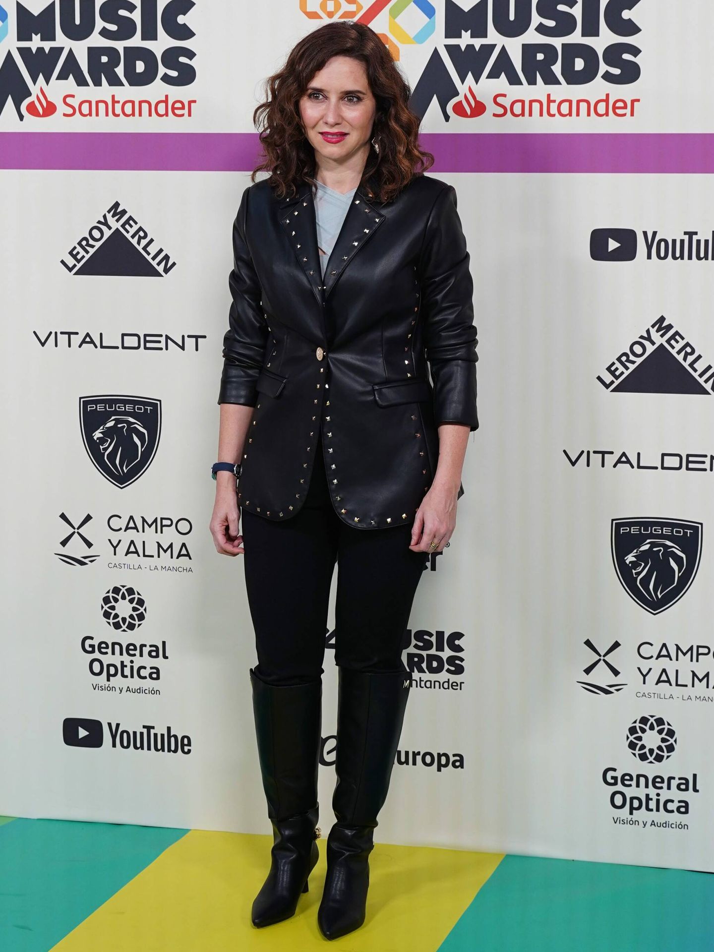 Isabel Díaz Ayuso en la alfombra roja de LOS40 Music Awards 2023. (CP)