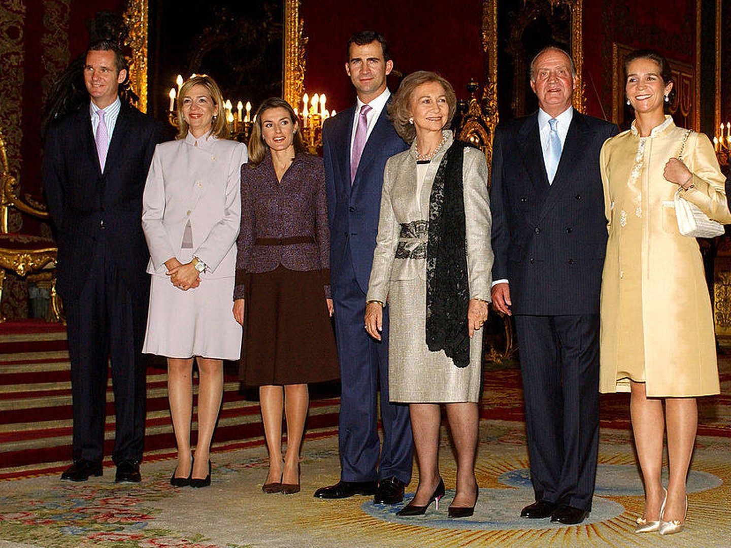  Don Juan Carlos, con sus hijos. (Getty)