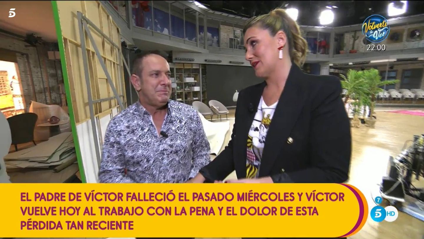 Víctor Sandoval y Carlota Corredera, en 'Sálvame'. (Mediaset España)