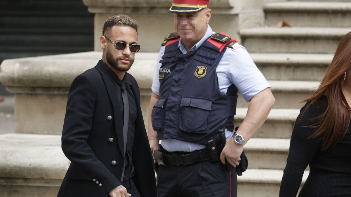 El mejor regate de Neymar: así ha burlado la cárcel y al fondo inversor que le ató con 18 años