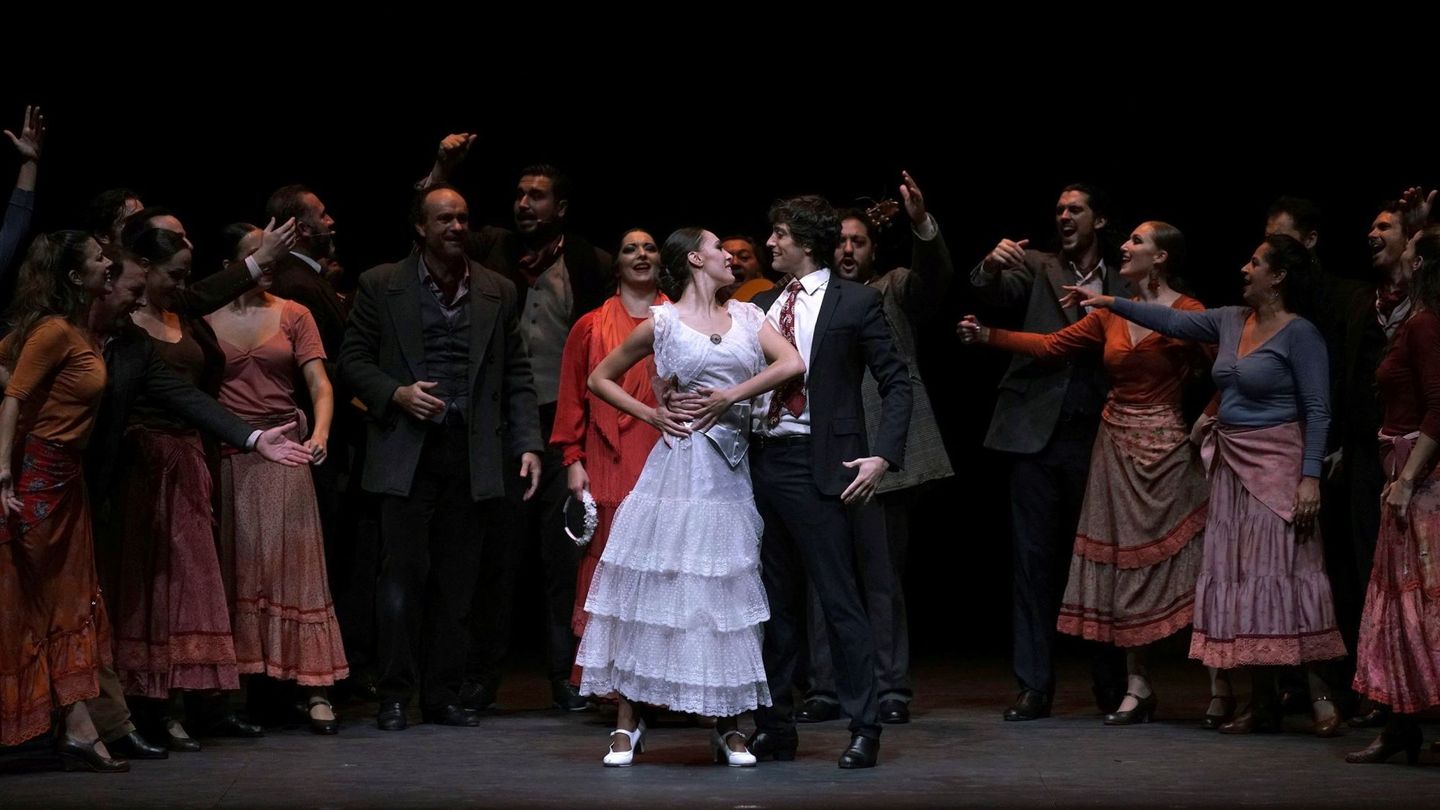 Un momento de 'Fuego', interpretada por la Compañía Antonio Gades en el Teatro Real. (EFE)