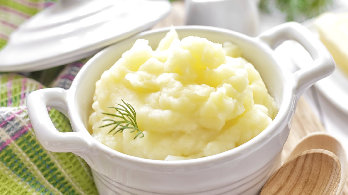 El pure de patatas tiene más azúcar que unas patatas cocinadas a lo pobre. (iStock)