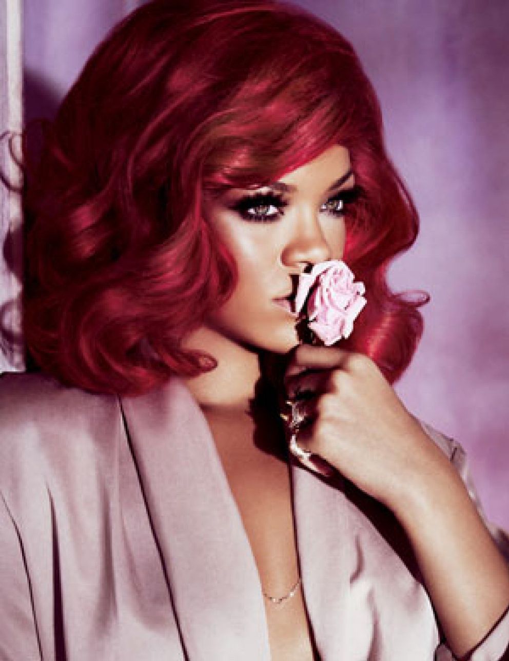 Foto: El perfume de Rihanna, no apto para tímidas