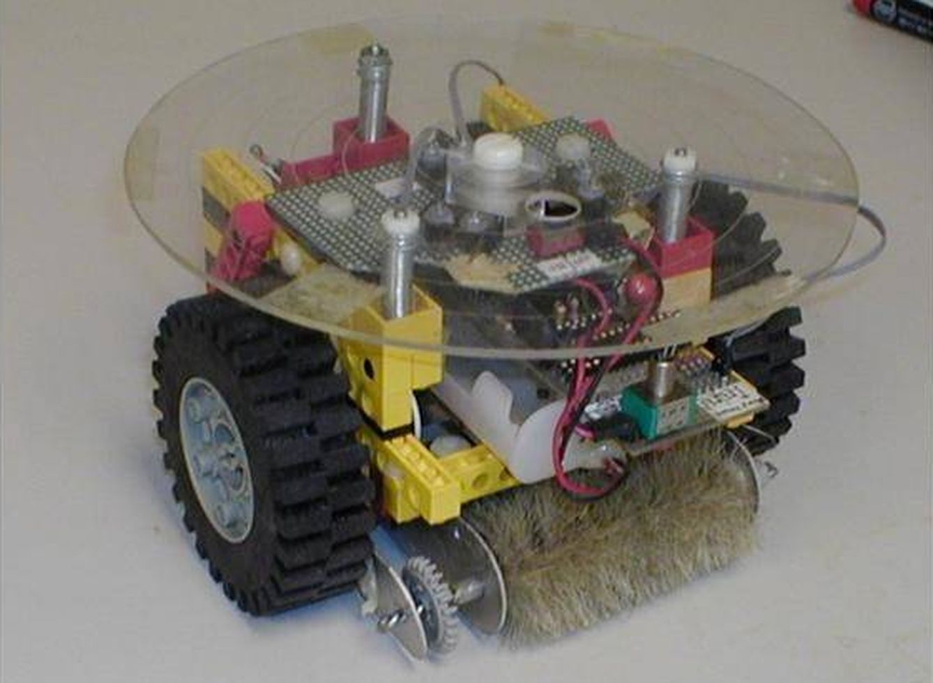 Rug Warrior, el robot aspirador que Jones desarrolló en 1989 (Joe Jones)
