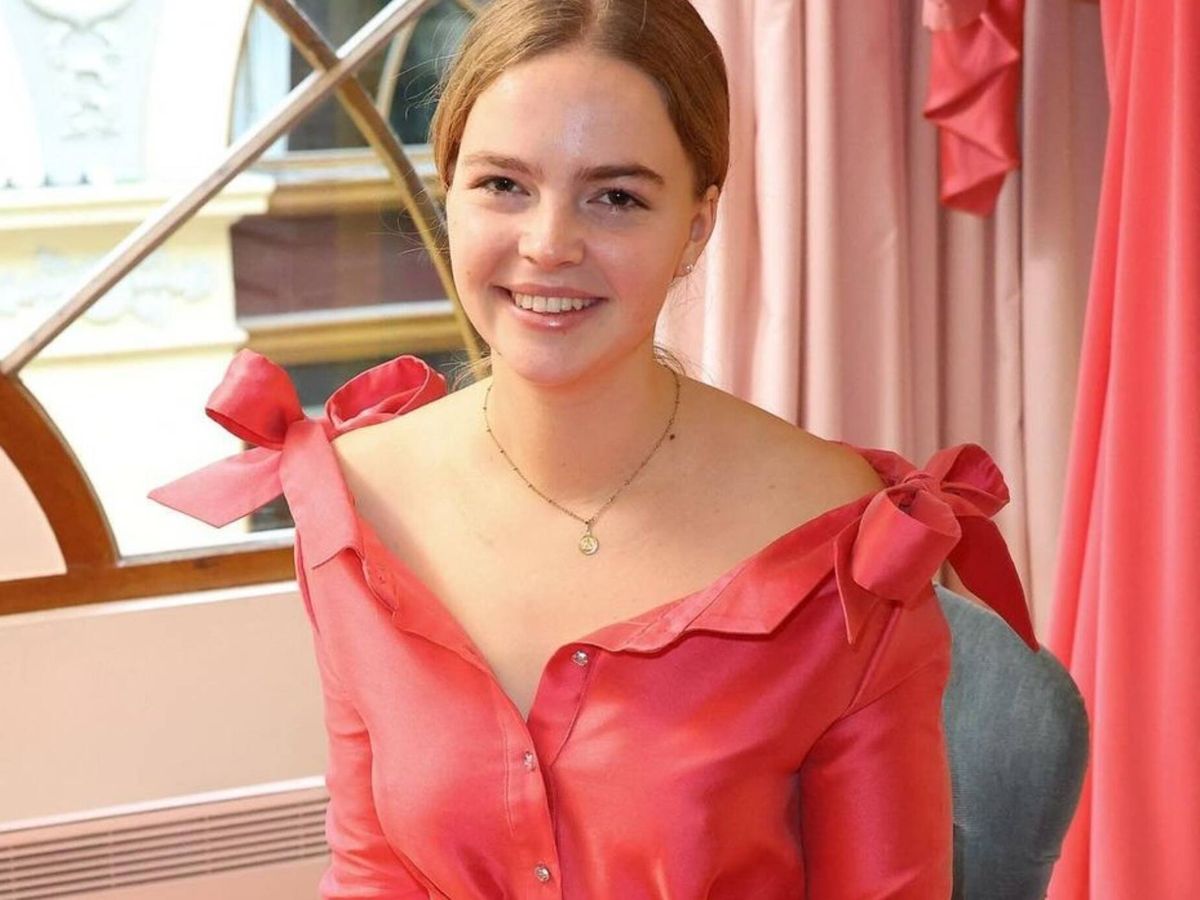 Foto: La princesa Ildiko de Hungría lució una tiara con origen español. (Instagram/@lebal.paris)