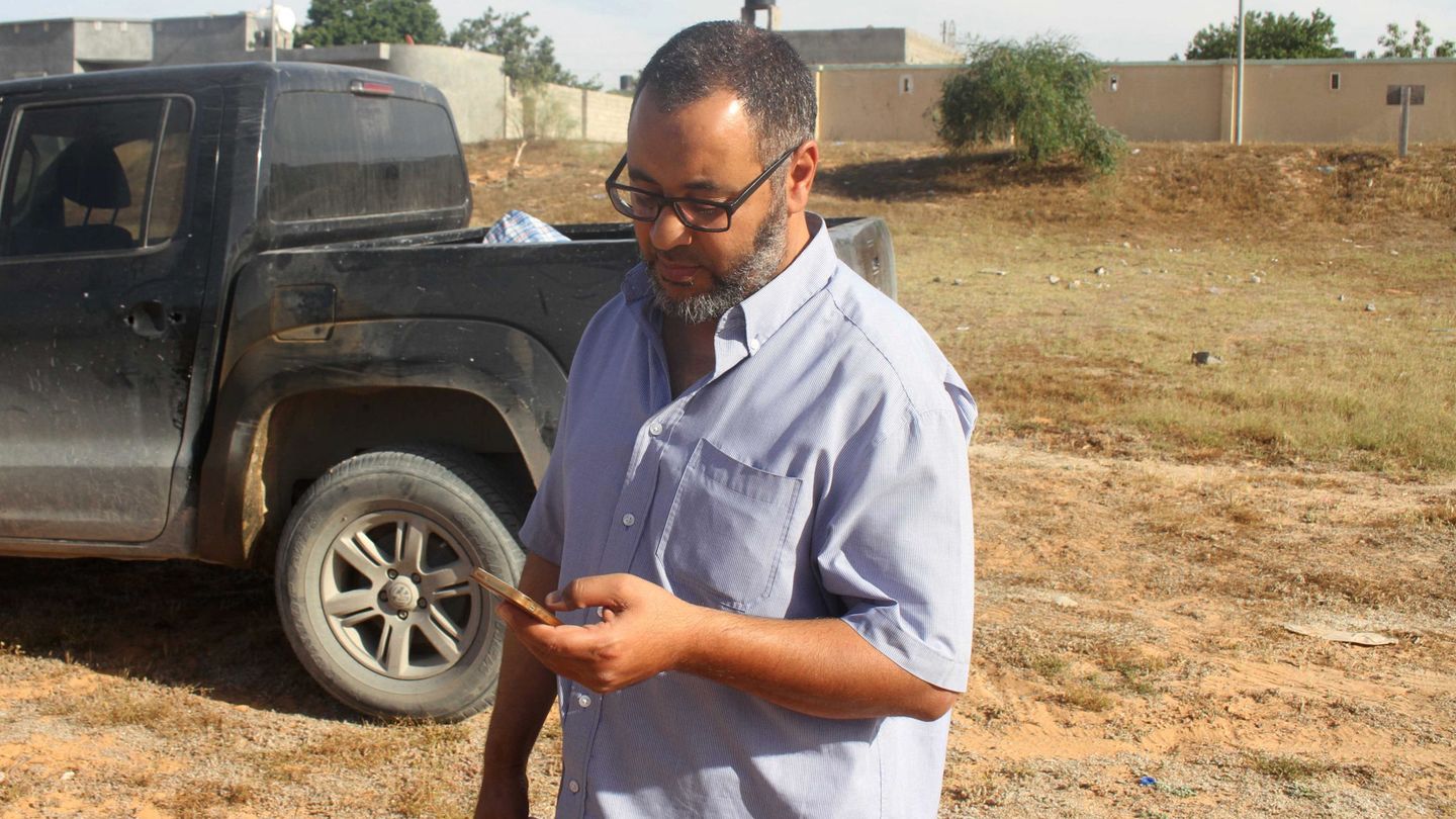 Ramadan el Abedi, el padre del terrorista de Mánchester, entrevistado por la agencia Reuters en Trípoli, Libia, horas antes de su detención. (Reuters)