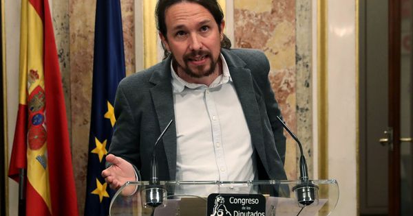 Foto: El líder de Podemos, Pablo Iglesias, durante su comparecencia esta tarde en el Congreso de los Diputados. (EFE)