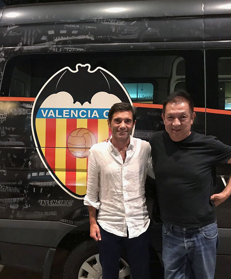 Foto: Peter Lim y Marcelino, dueño y entrenador del Valencia, respectivamente. (EFE)