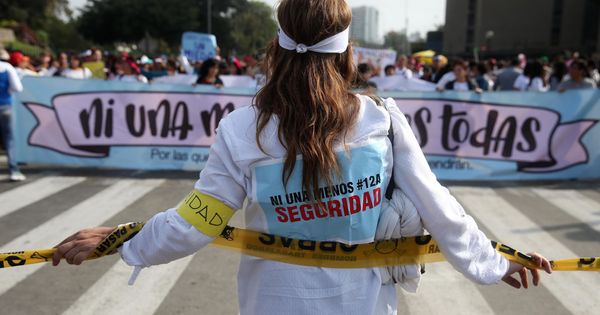 Foto: Imagen de archivo de una manifestación contra la violencia de género. (EFE)