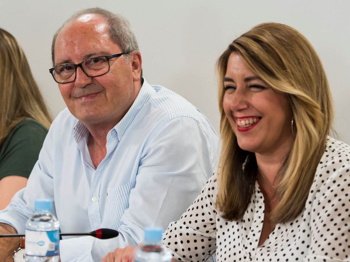La expresidenta andaluza Susana Díaz, junto al secretario de Organización, Juan Cornejo. (EFE)