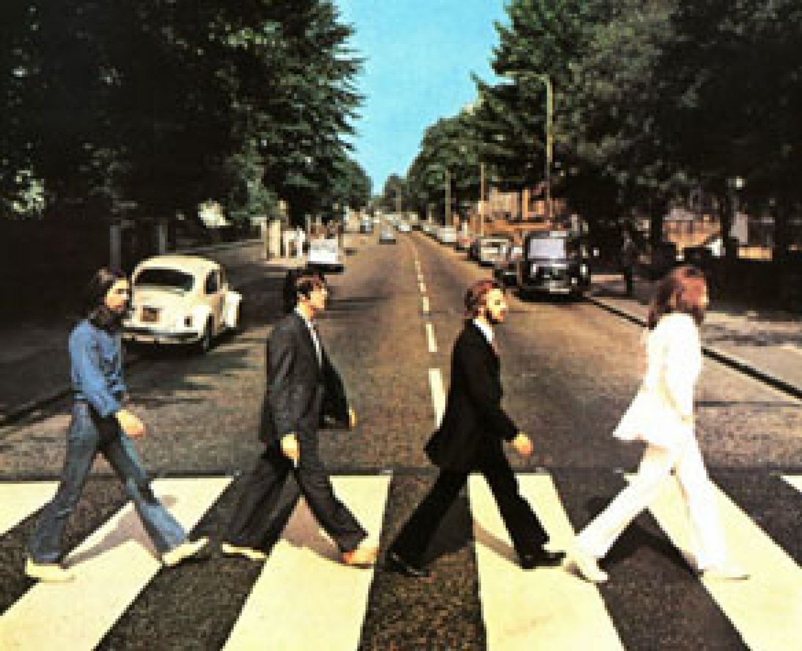 Foto: Fans de los Beatles festejan los 40 años de la famosa portada de "Abbey Road"