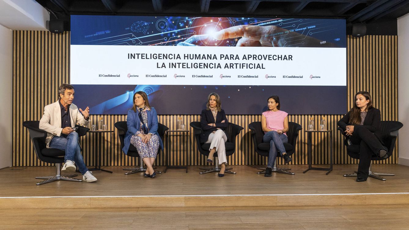 Foto: Encuentro 'Inteligencia humana para aprovechar la inteligencia artificial'.