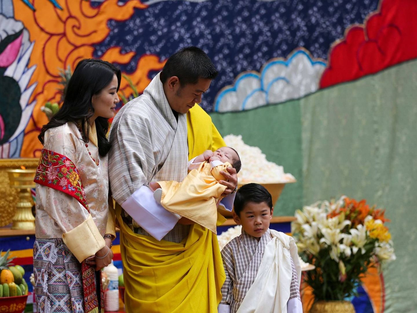 Los reyes de Bután, con sus dos hijos. (Royal Office For Media)
