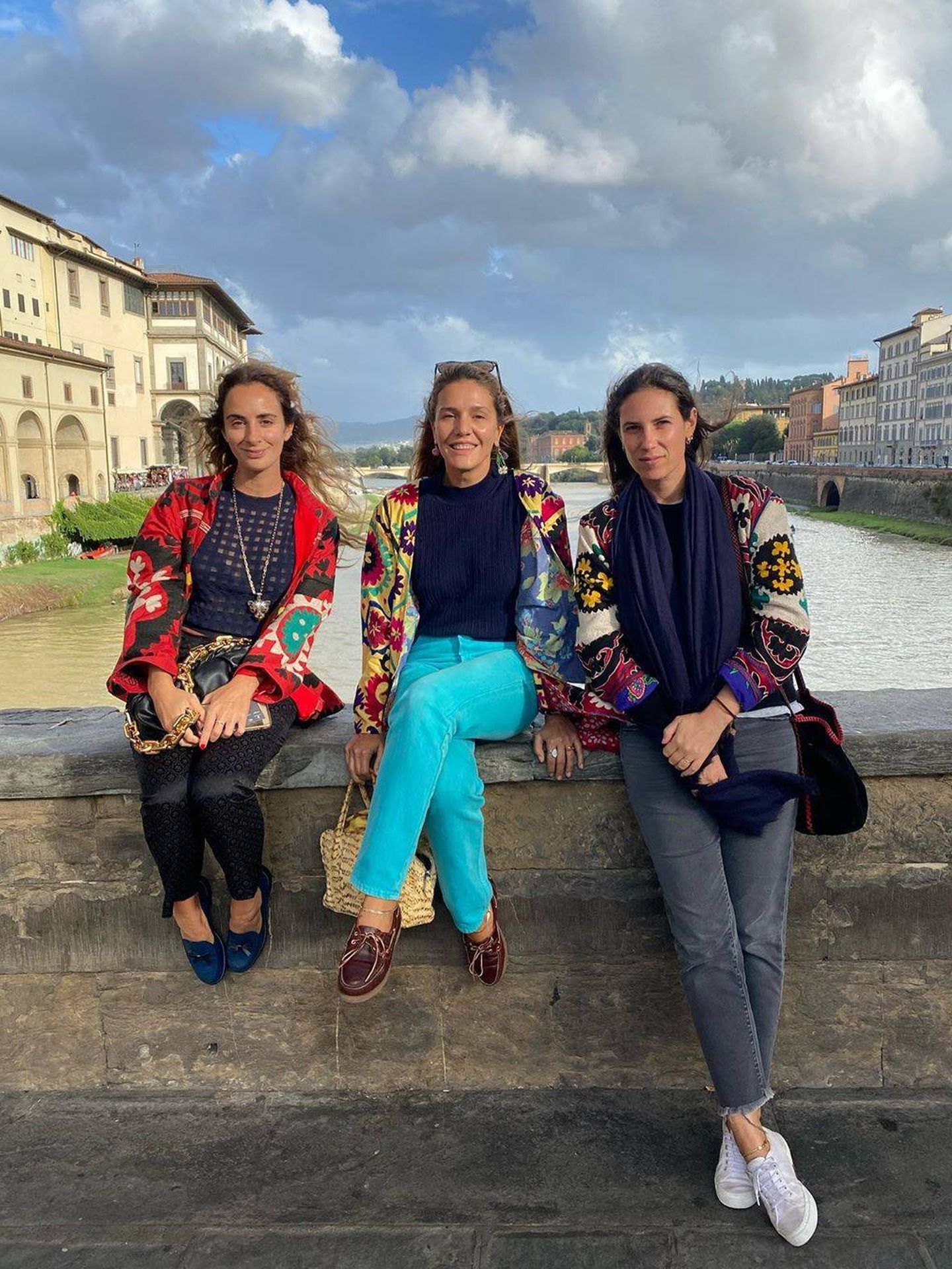 Tatiana y sus amigas en Florencia. (Instagram @alexianied)