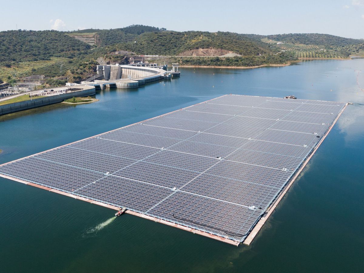 Foto: Instalación fotovoltaica flotante en Portugal (Reuters/M.Pereira)