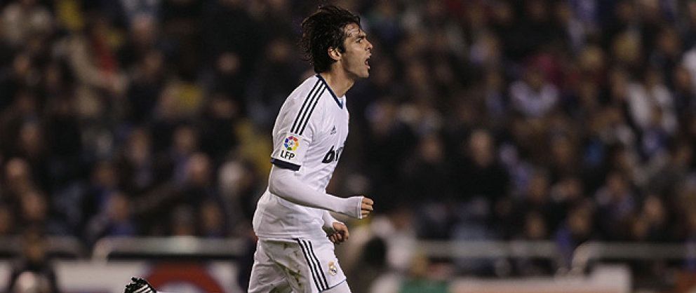 Foto: La dignidad de Kaká y Ronaldo basta para que el Madrid remonte y hunda al Deportivo