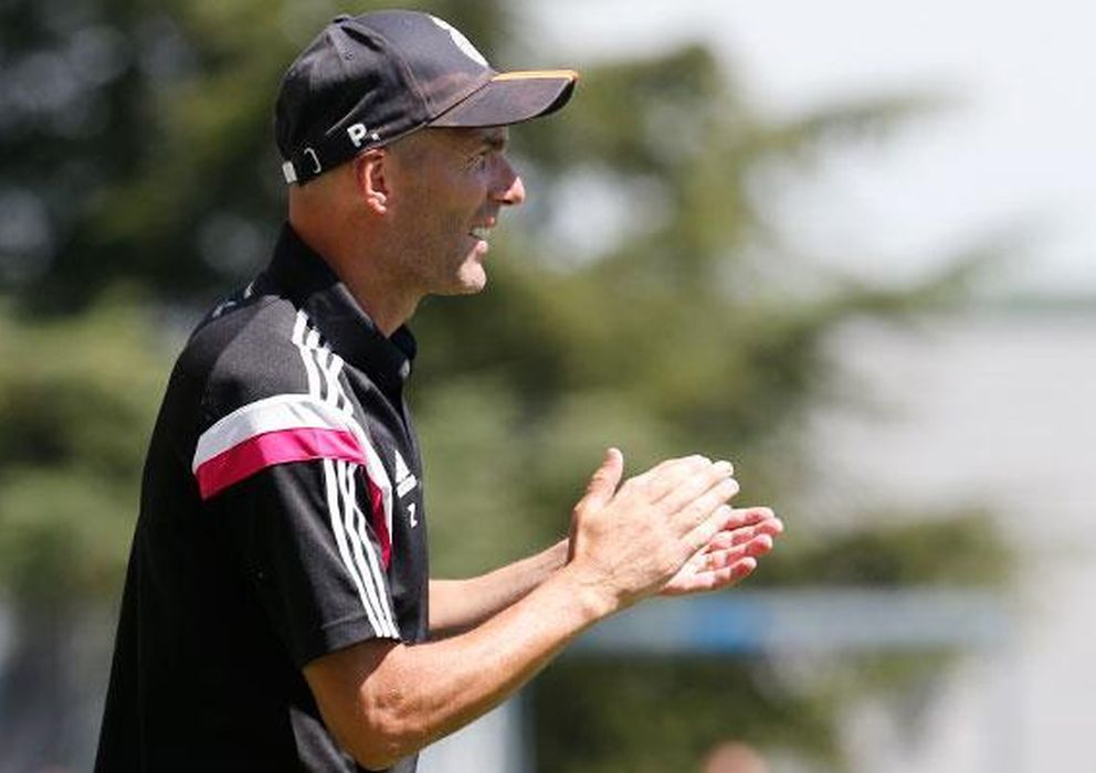 Foto: Zidane podrá seguir entrenando al Castilla (Realmadrid.com).