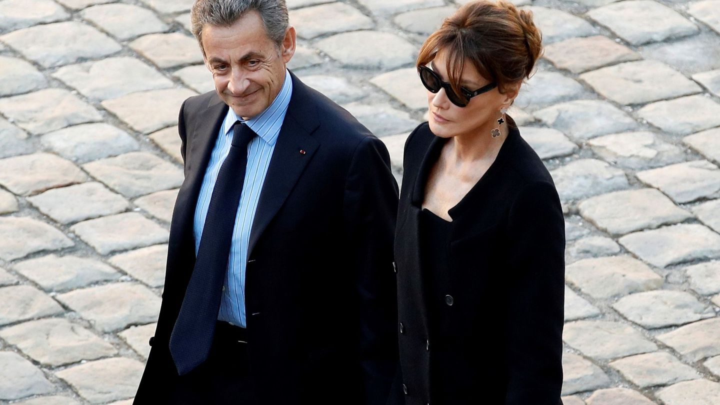 Nicolas Sarkozy y Carla Bruni. (EFE)