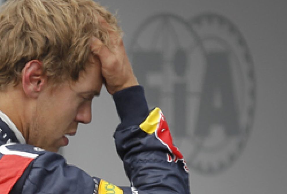 Foto: Vettel, molesto porque Webber le hizo perder tiempo en la Q3