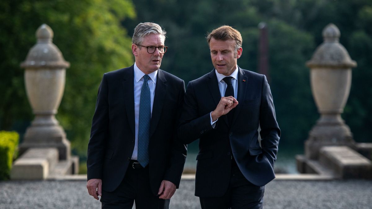 Macron y Starmer "reinician" las relaciones bilaterales en su primera cumbre en Reino Unido