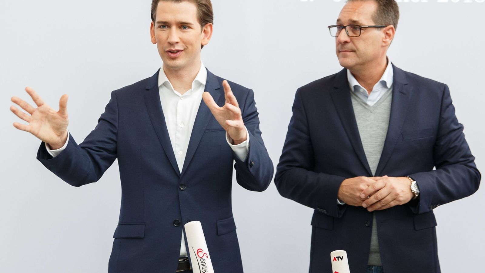 Foto: El canciller de Austria, Sebastian Kurz, junto a su socio de gobierno, el ultraderechista Heinz-Christian Strache. (EFE)