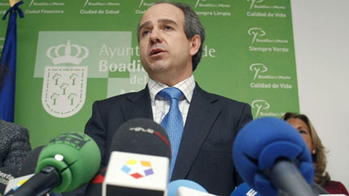 El ex alcalde de Boadilla contrató hasta en nueve ocasiones al despacho de José María Michavila