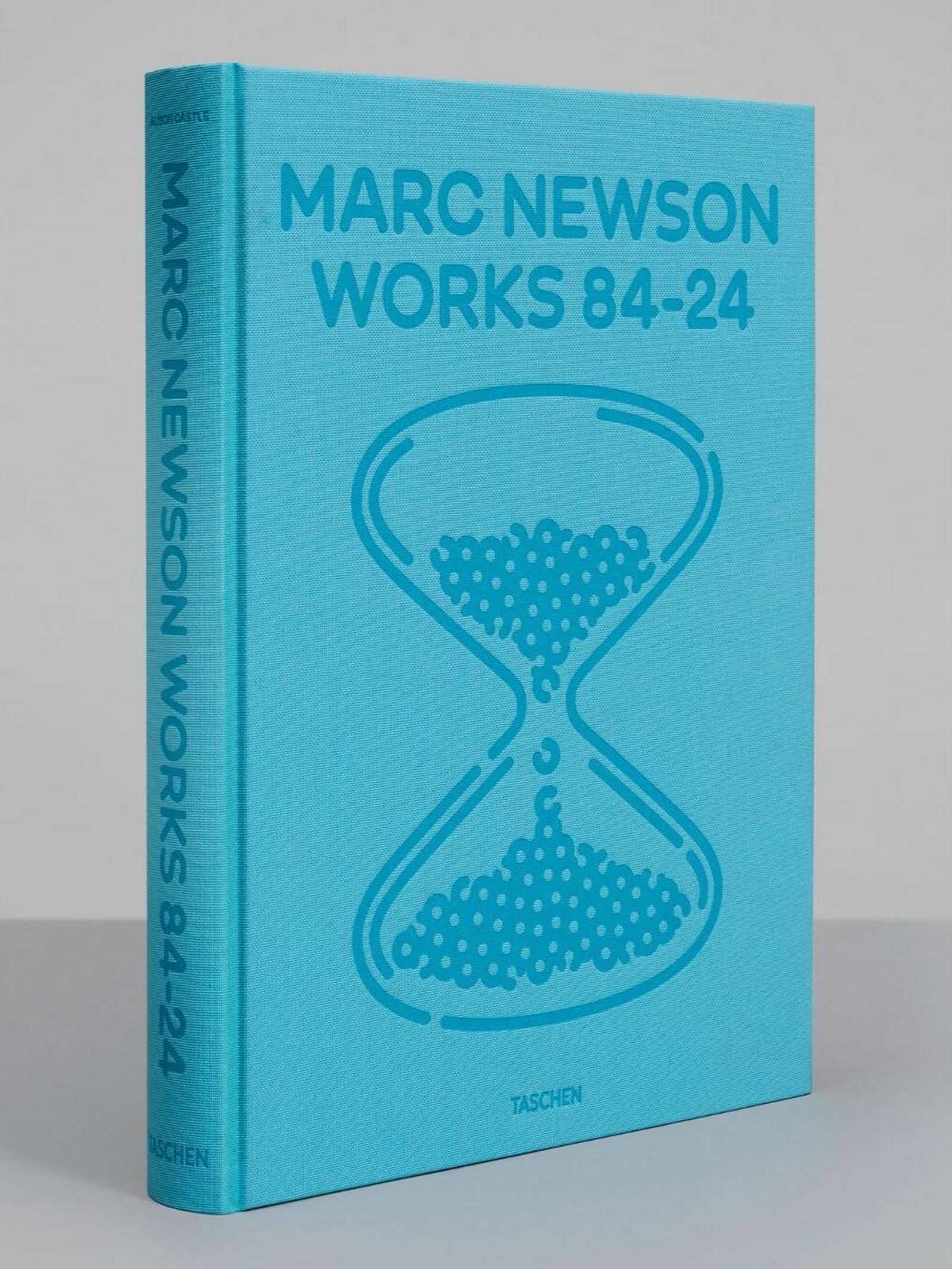 ‘Marc Newson. Works 84-24’. Tapa dura, 29.2 x 39 cm, 5 kg, 496 páginas. (Taschen)