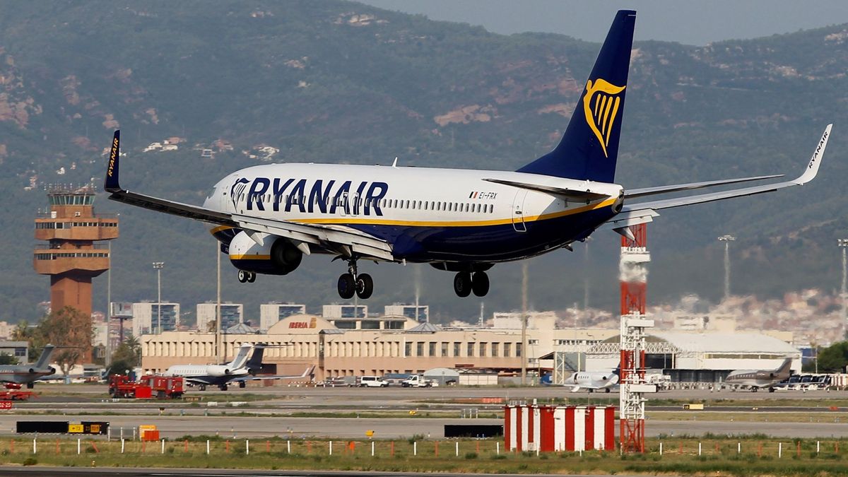 Se acabaron las vueltas sobre Santander: Ryanair cambia la rutina de su vuelo