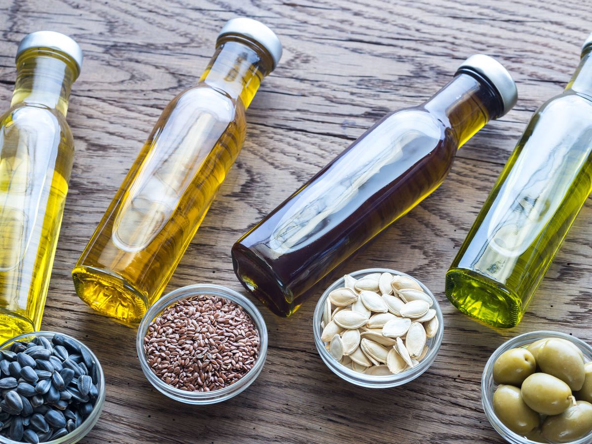 Por qué el aceite de orujo de oliva es el mejor para sustituir al de  girasol: las razones del experto