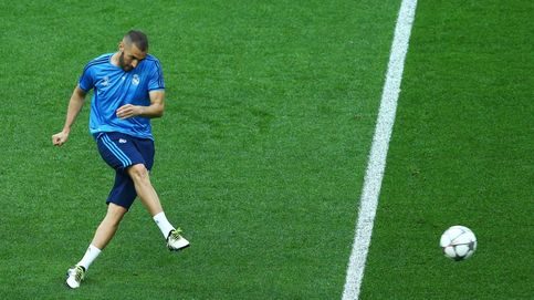 El Real Madrid cruza los dedos con la delicada cadera de Karim Benzema 
