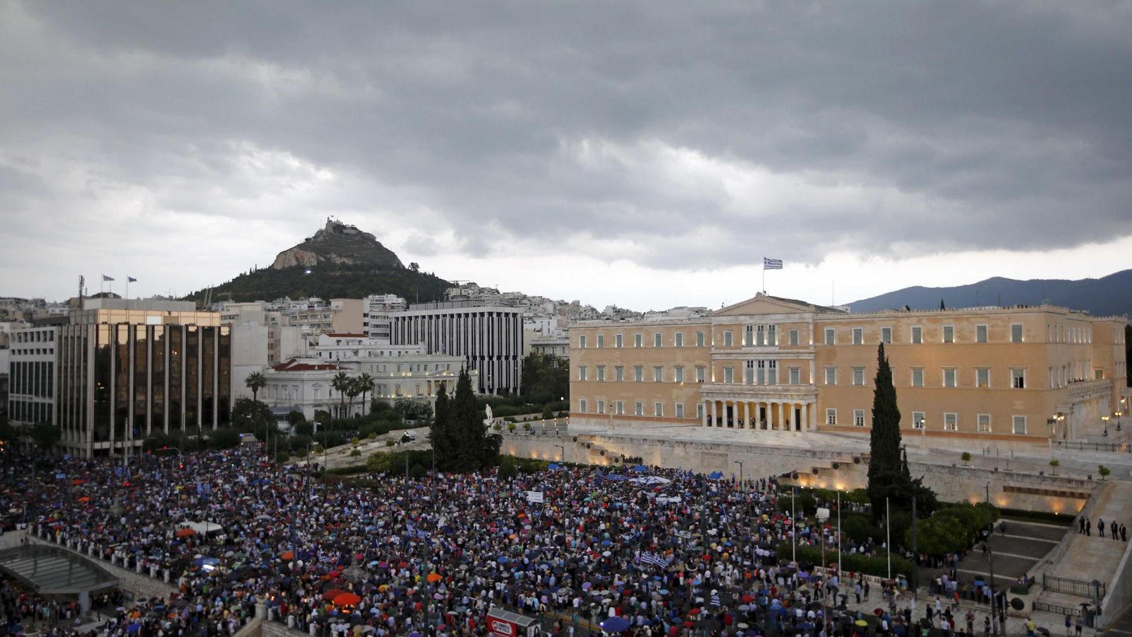 Foto: Imagen aérea de las manifestaciones en la plaza Syntagma de Atenas, Grecia. (Reuters)