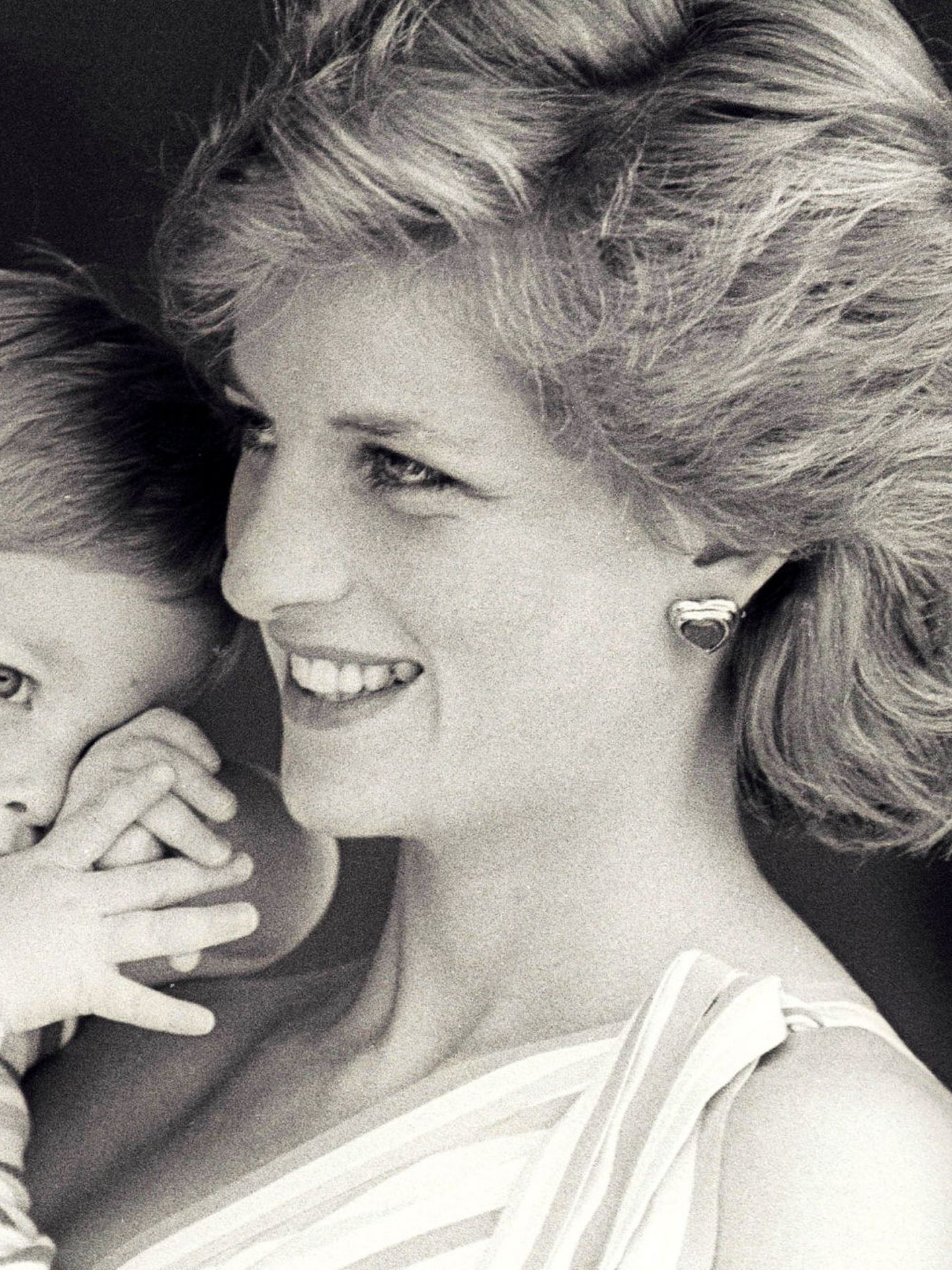 La princesa Diana y el príncipe Harry en el palacio de Marivent (Reuters/Hugh Peralta)