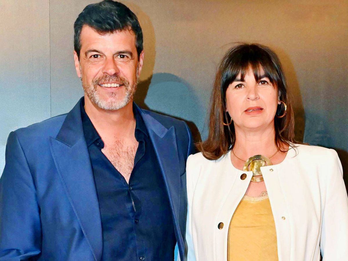 Foto: Andoni Ferreño, con su mujer, Paula Sereno. (Cordon Press)