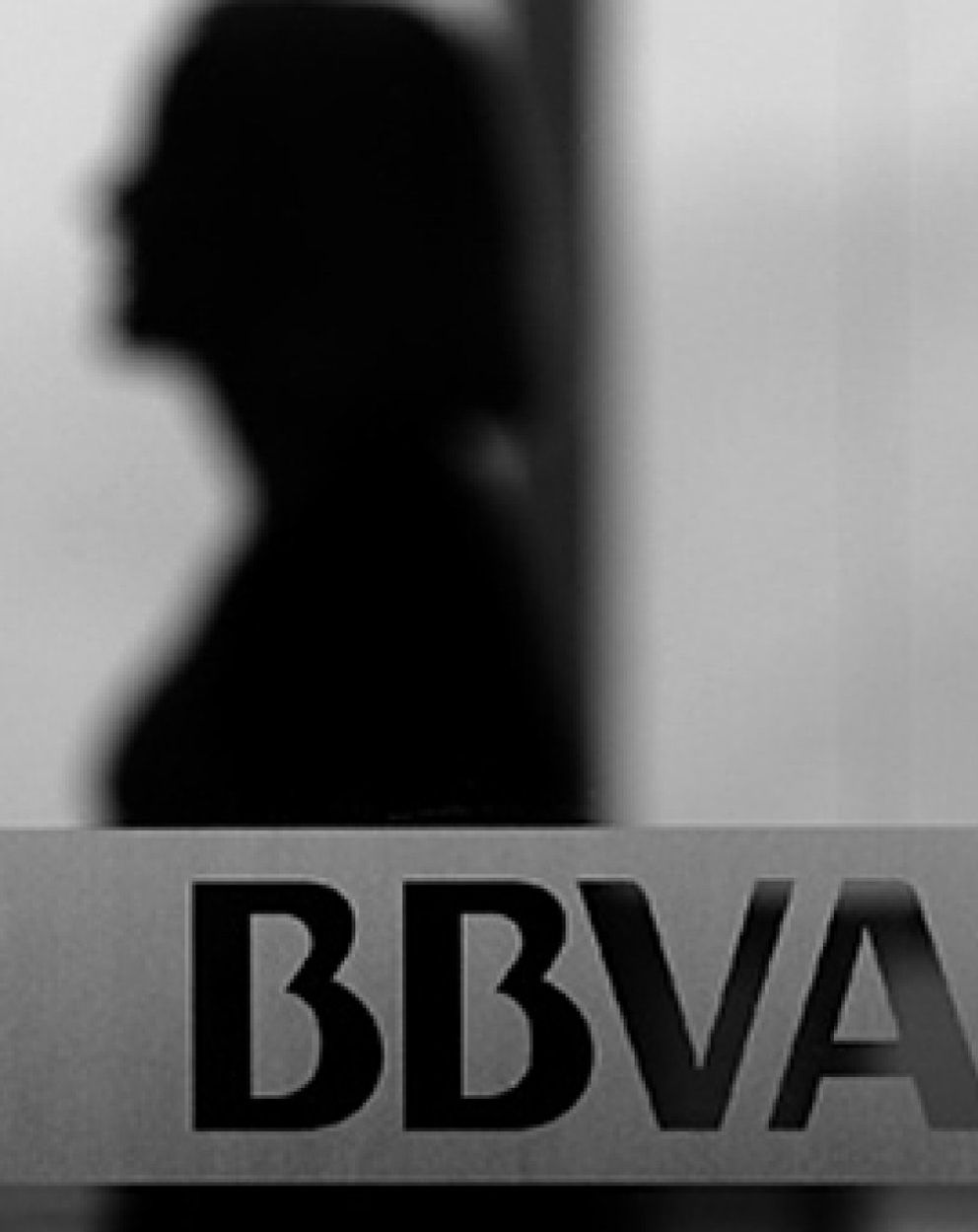 Foto: BBVA ofrece pagar el tratamiento a un enfermo de cáncer “pillado” con 150.000€ en preferentes
