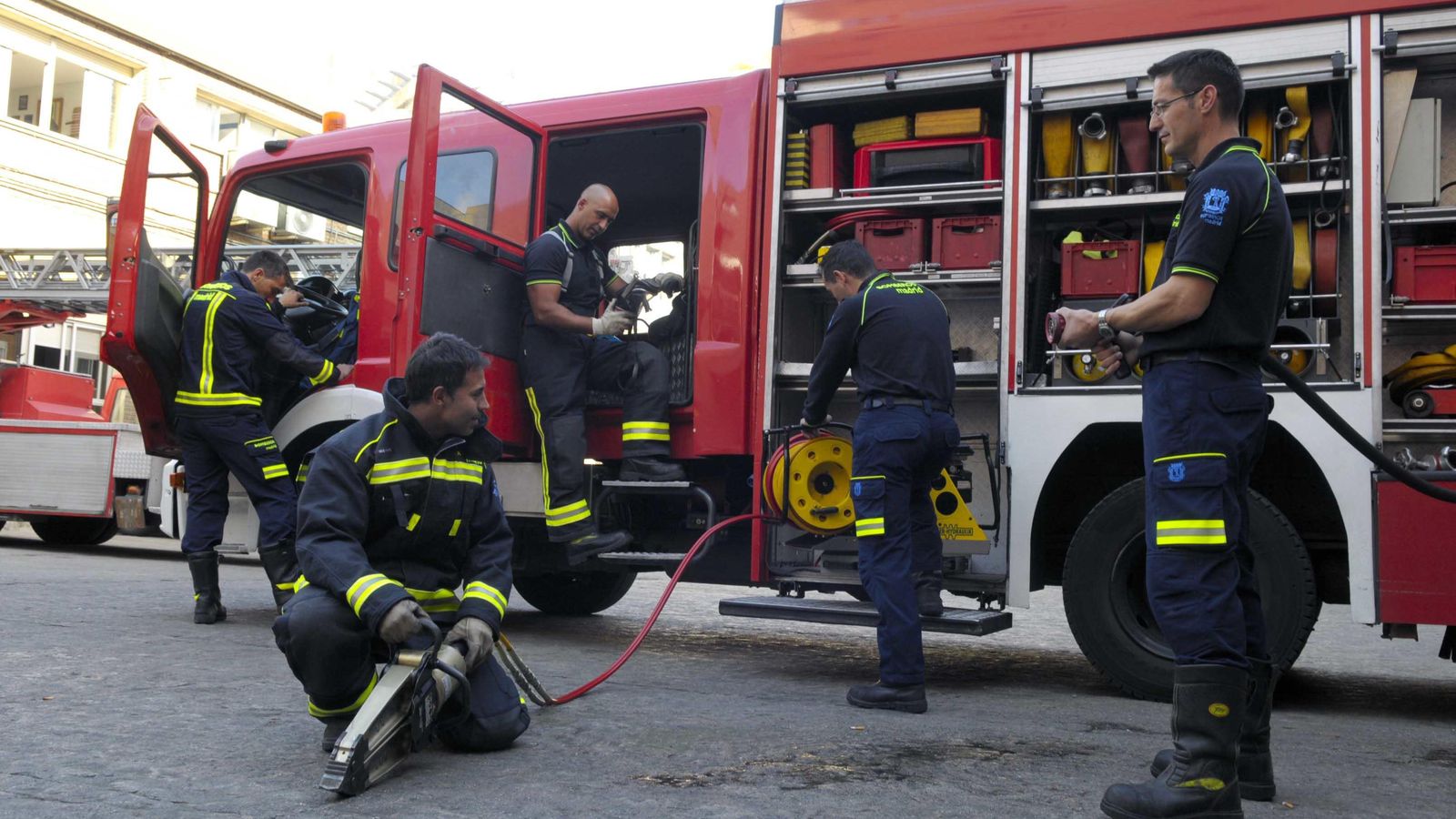 Foto: Los bomberos del Ayuntamiento de Madrid han recibido un curso de formación para el manejo de redes sociales.