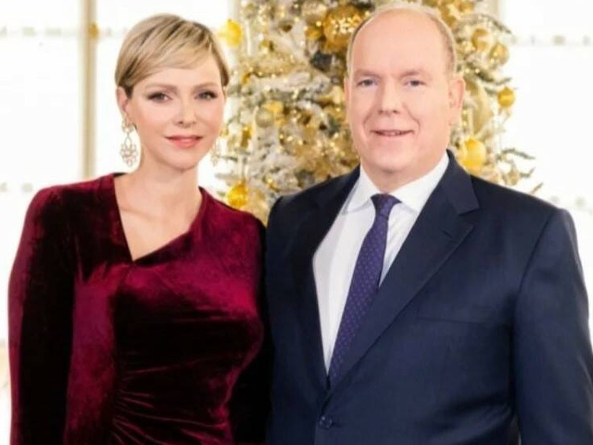 Foto: Charlène y Alberto de Mónaco durante el discurso de fin de año. (Palais Princier)
