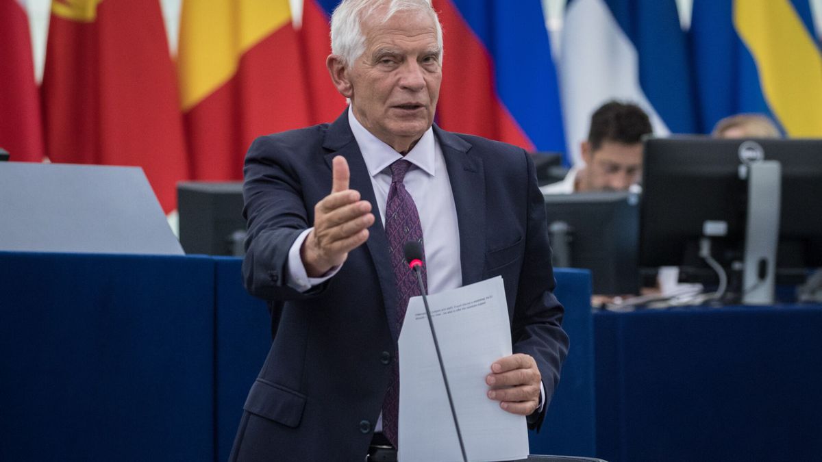 Borrell anuncia que propondrá un sexto tramo de envío de armas de la UE a Ucrania