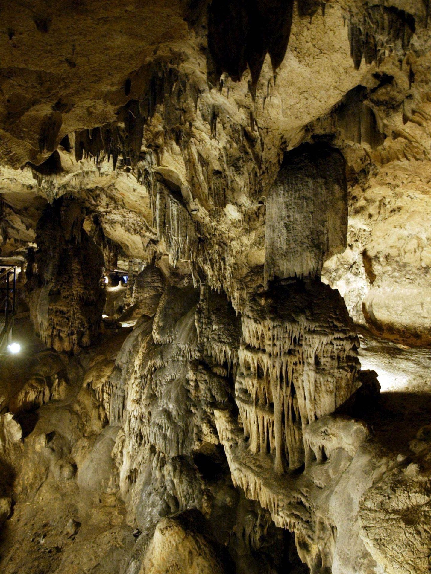 La Cueva de las Ventanas de Píñar. (EFE/Miguel Ángel Molina)