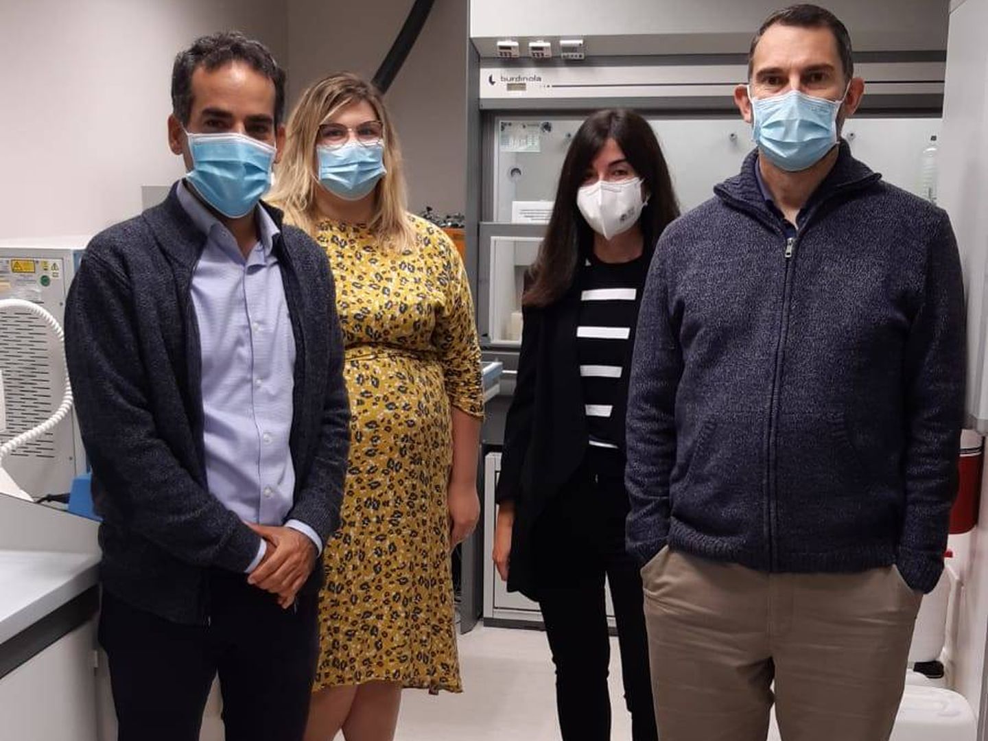 Foto del grupo que estudia la relación de la contaminación y el covid-19 en la Universidad de Cantabria. (Imagen cedida)