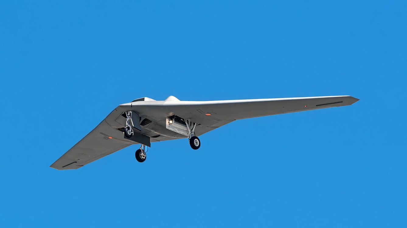 Foto: Un RQ-170 Sentinel como el de la imagen fue copiado por Irán para fabricar uno de los drones comprados por Rusia.