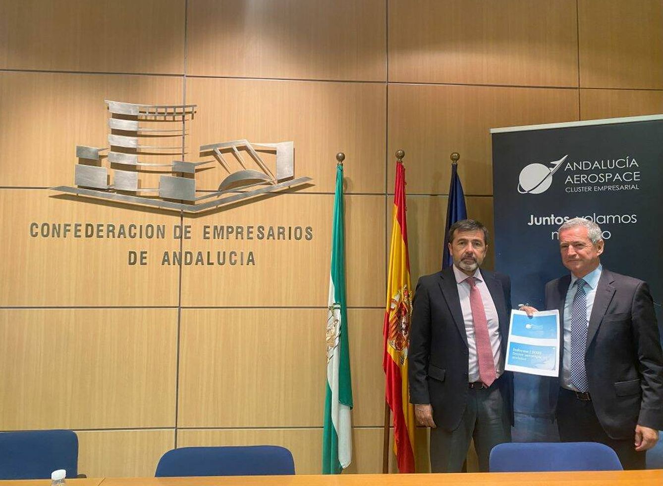 Los representantes de Andalucía Aerospace en la presentación del informe sobre el sector en Andalucía.