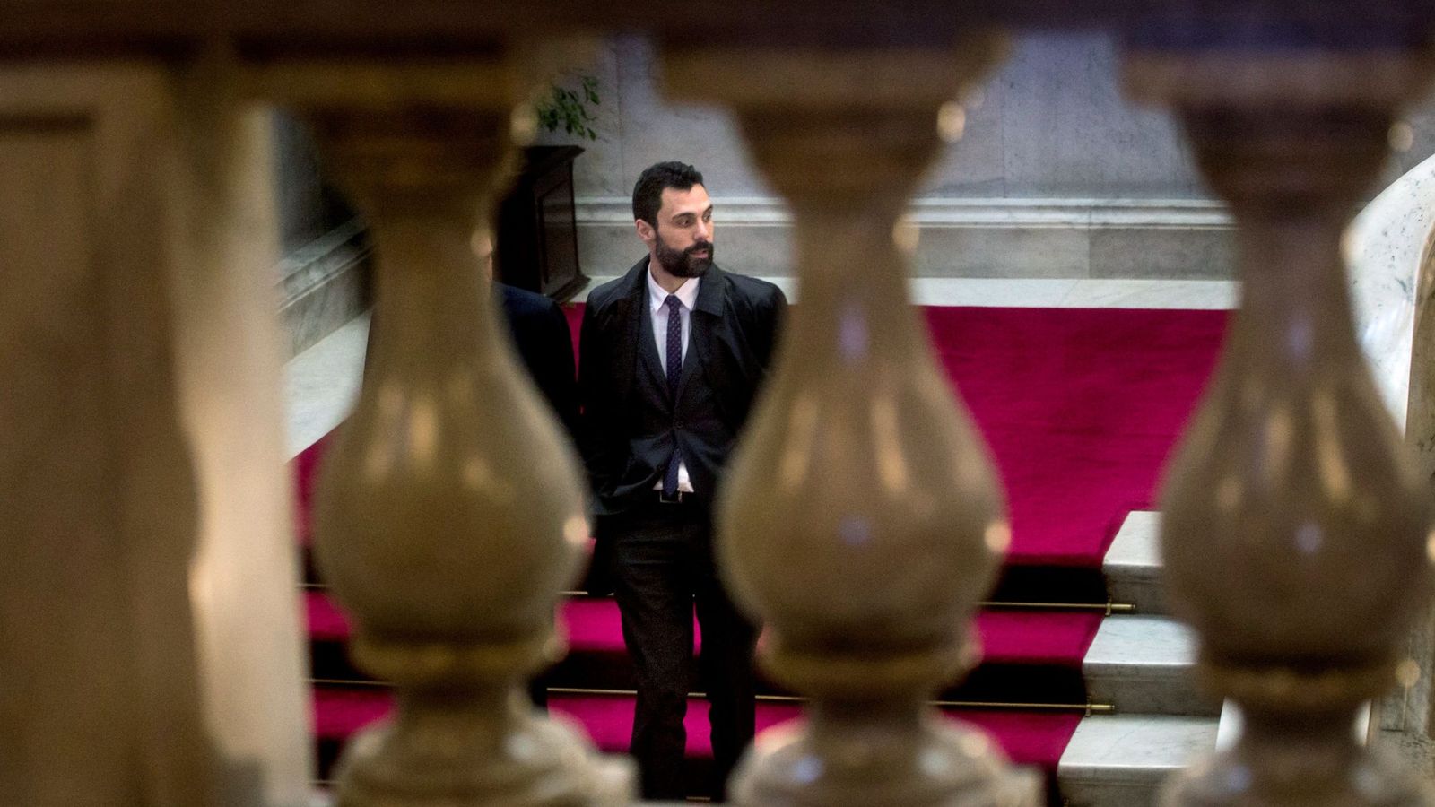 Foto: El presidente del Parlament, Roger Torrent, en la cámara catalana. (EFE)