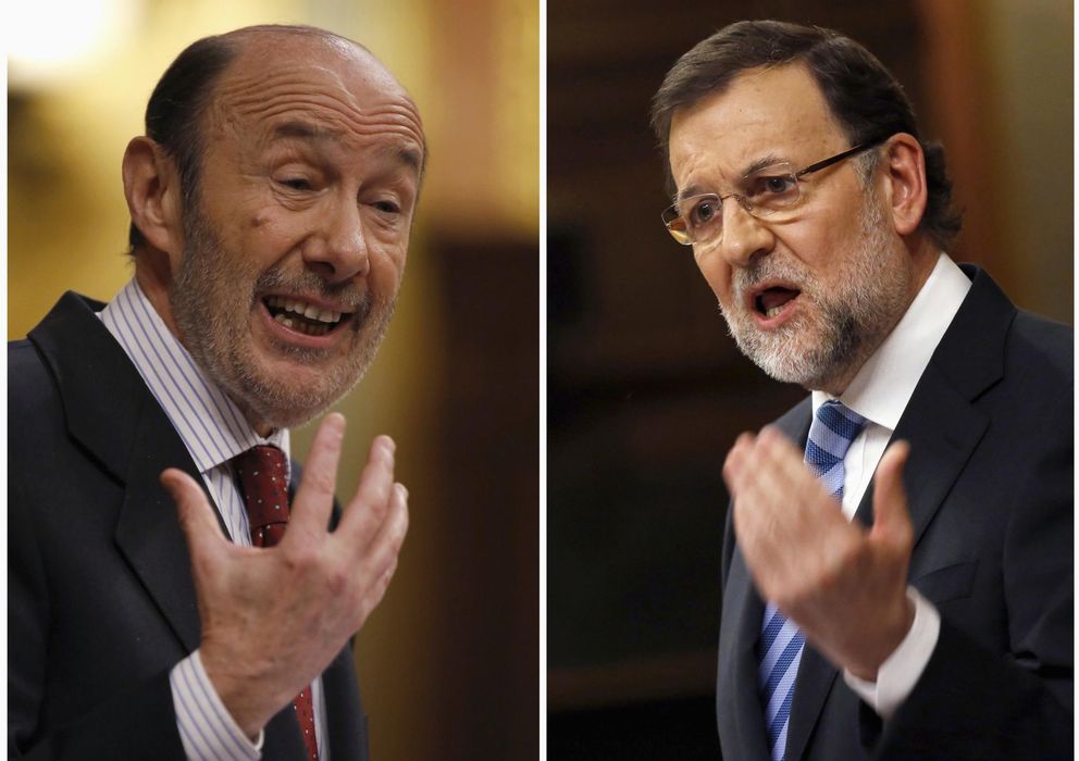 Foto: Combo de imágenes de las intervenciones del presidente del Gobierno, Mariano Rajoy (d), y del secretario general del PSOE, Alfredo Pérez Rubalcaba. (Reuters)