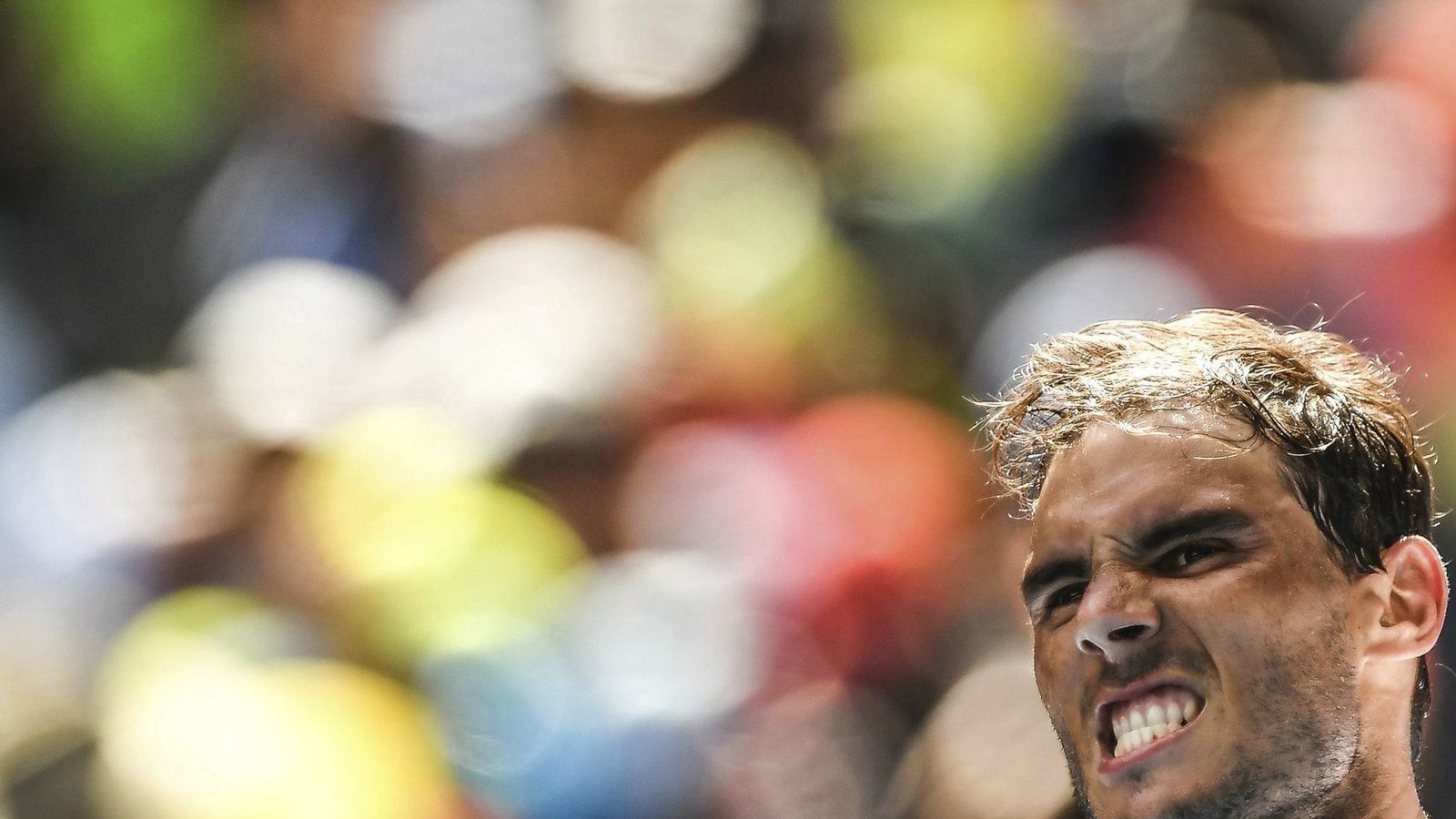 Foto: Rafa Nadal, durante su partido contra el alemán Florian Mayer en Australia. (EFE)