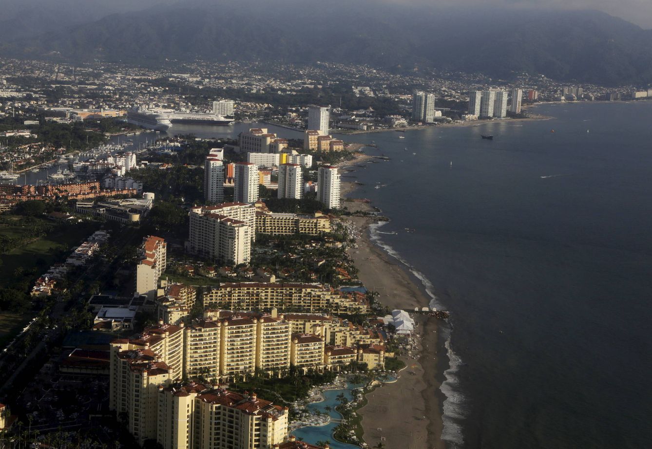 Vista aérea de Puerto Vallarta, en la costa del Pacífico de México. (Reuters)