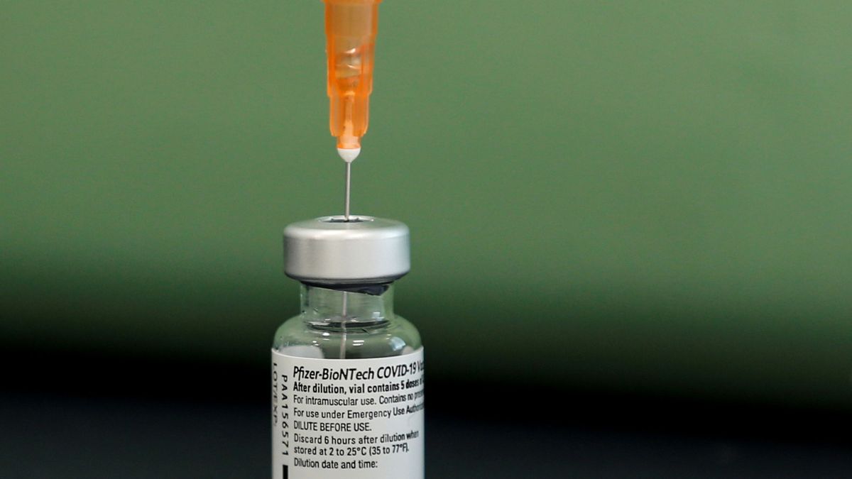 España recibe y distribuye hoy 1,2 millones de dosis de la vacuna de Pfizer contra el covid