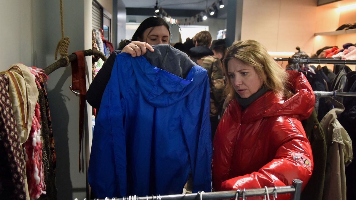 Por qué ahora Zara te vende su ropa usada: el gran secreto del 'boom' de la segunda mano