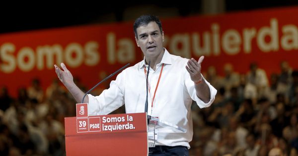 Foto: El secretario general del PSOE, Pedro Sánchez, en el Congreso Federal del partido. (EFE)