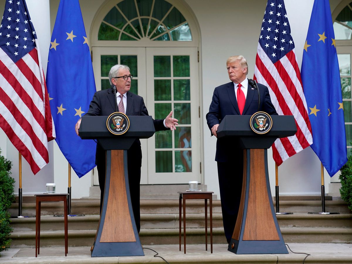 Foto: Jean-Claude Juncker (izquierda) y Donald Trump (derecha). (Reuters)